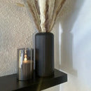 1pc Chic Striped Ceramic-Look Plastic Vase for Flowers - Durable, Easy-to-Place Decorative Floral Display Piece.